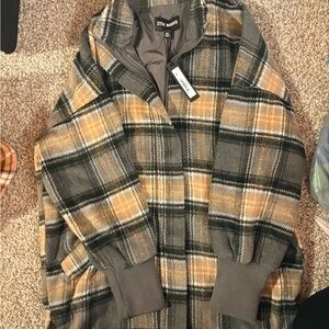 Steve Madden Checkered Jacket in Gray and Tan